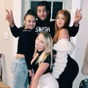 Meet your Posher, Cassie